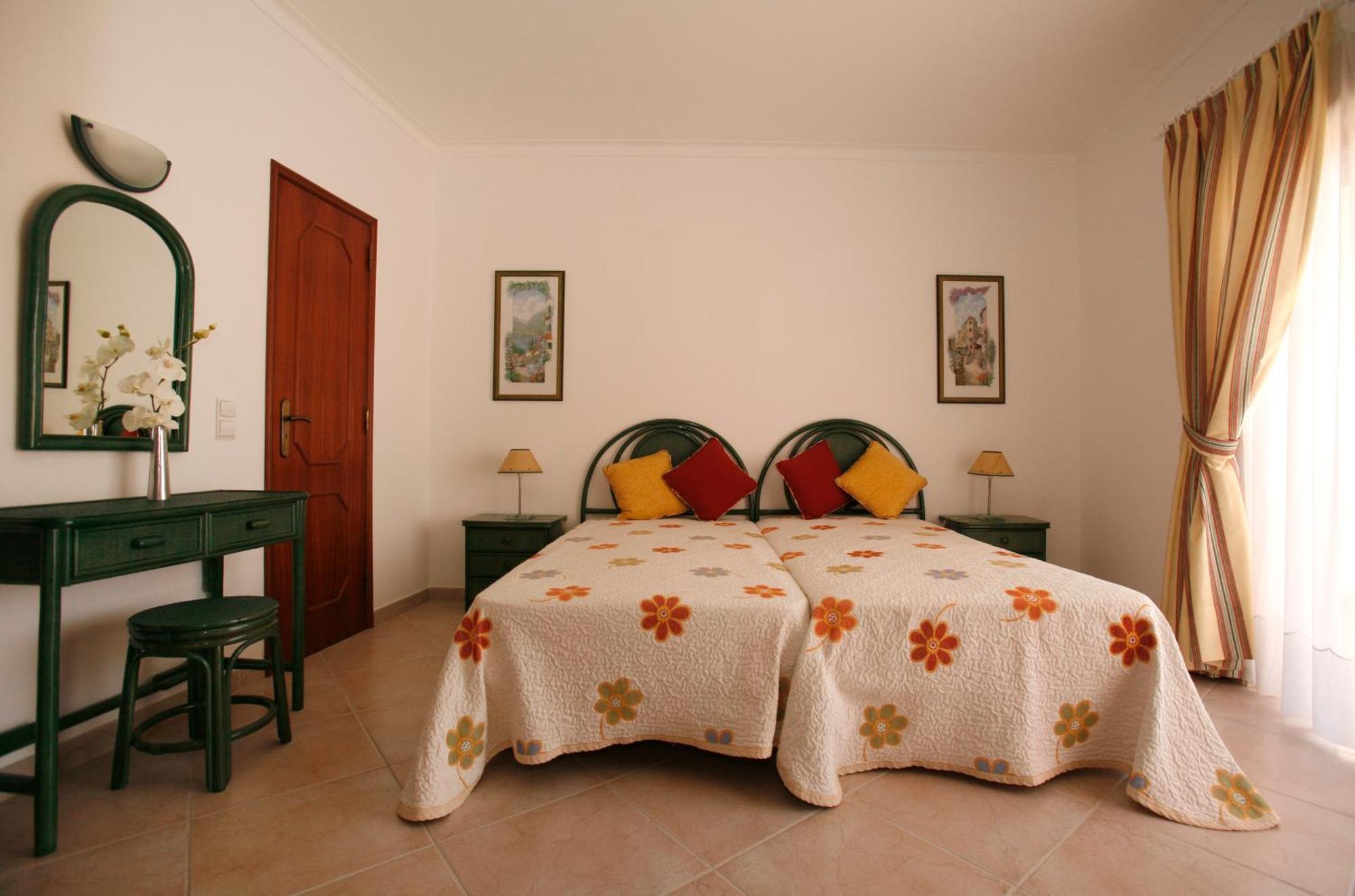 Apartamentos Coral Do Vau Portimao Ngoại thất bức ảnh