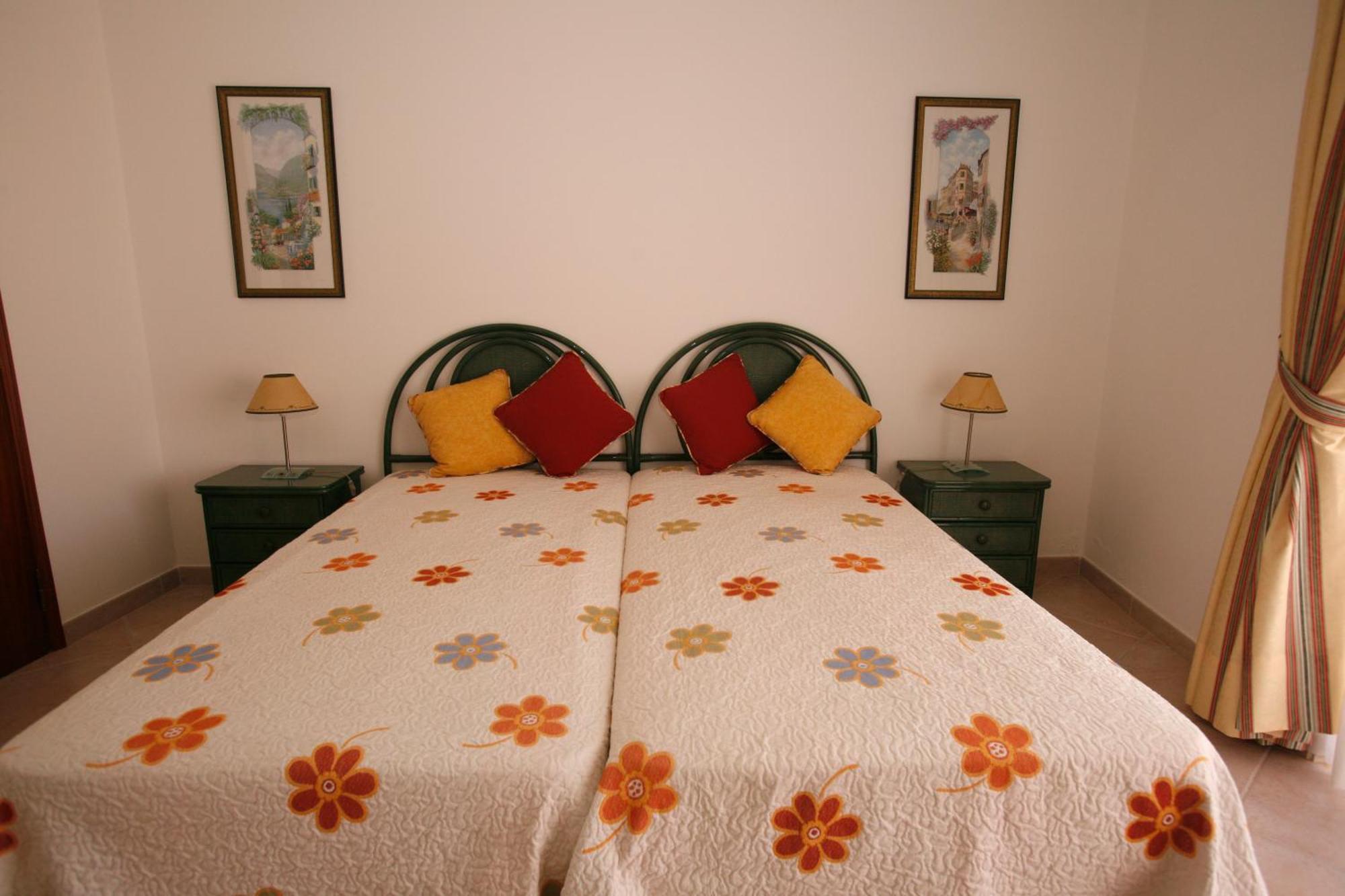 Apartamentos Coral Do Vau Portimao Ngoại thất bức ảnh