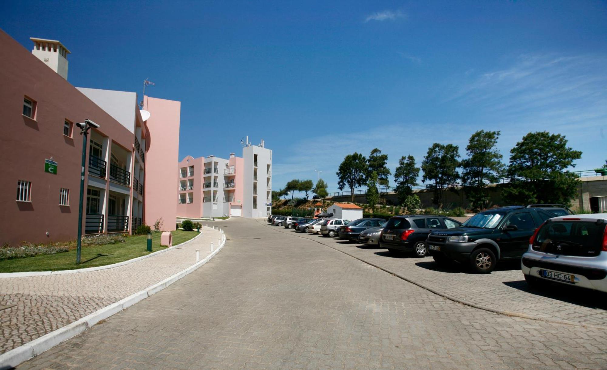 Apartamentos Coral Do Vau Portimao Ngoại thất bức ảnh